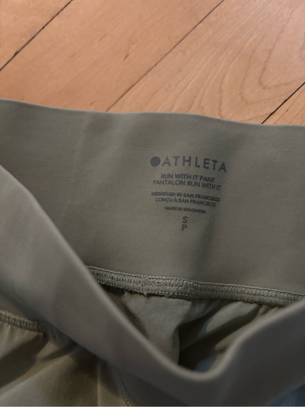 Athleta Women’s Run With It Pants - Olive Green